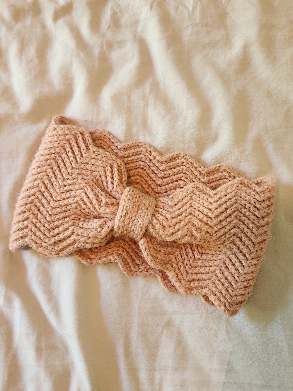 Knit Bow Headband in Peach